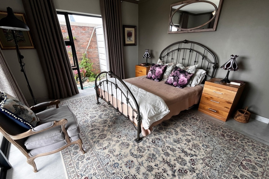 3 Bedroom Property for Sale in Renosterbos Estate Western Cape